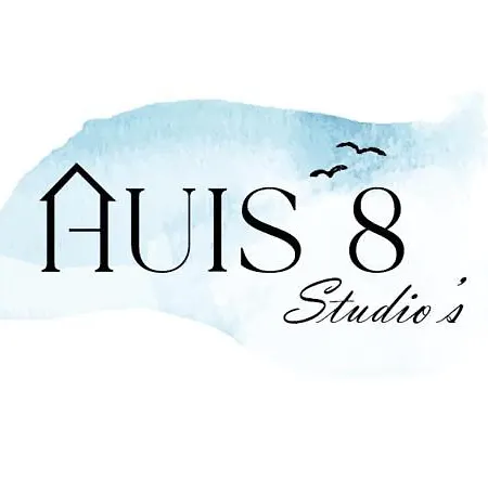 8 Studio's *