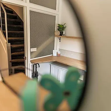 8 Studio's Aparthotel 4*